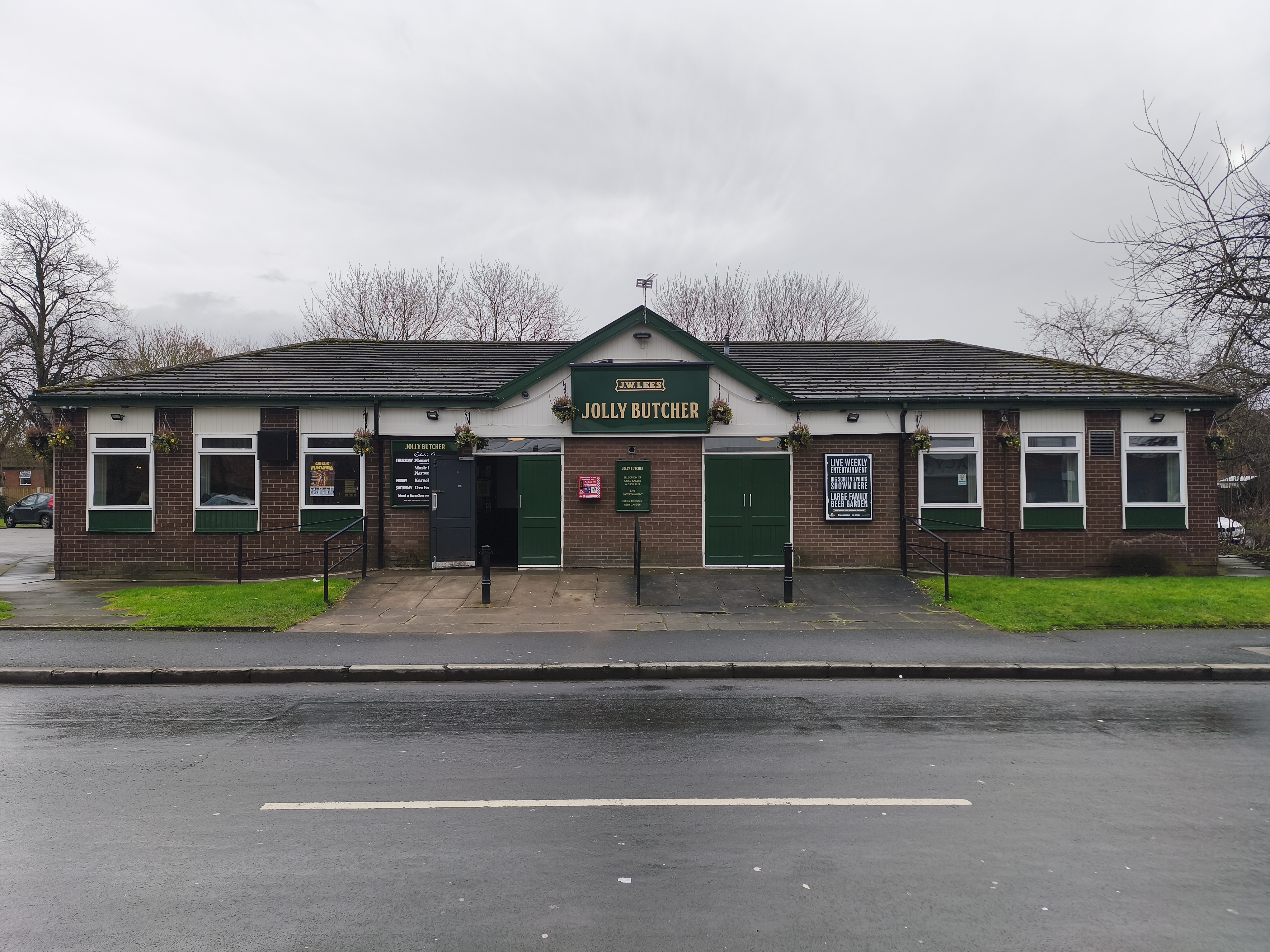 Front view of the Jolly Butcher pub (15th February 2026).